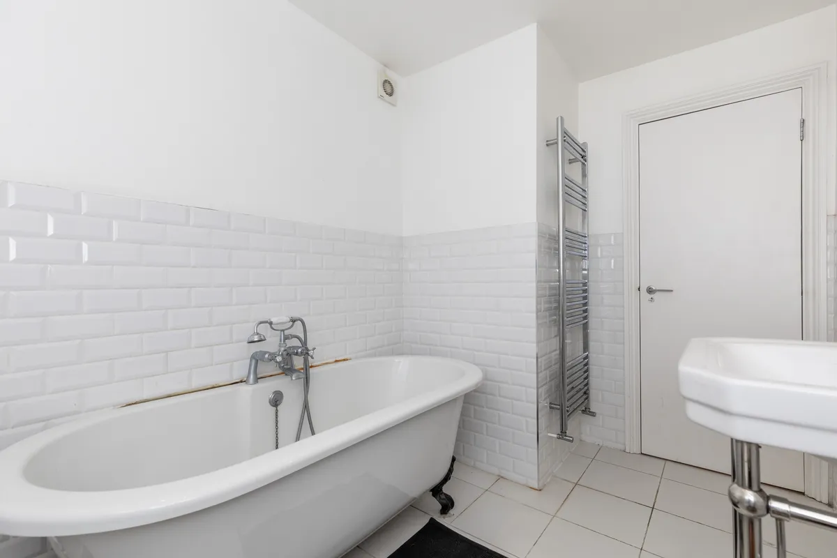 d09ecdee1a7293256ff9a4900aa0f073b0834685